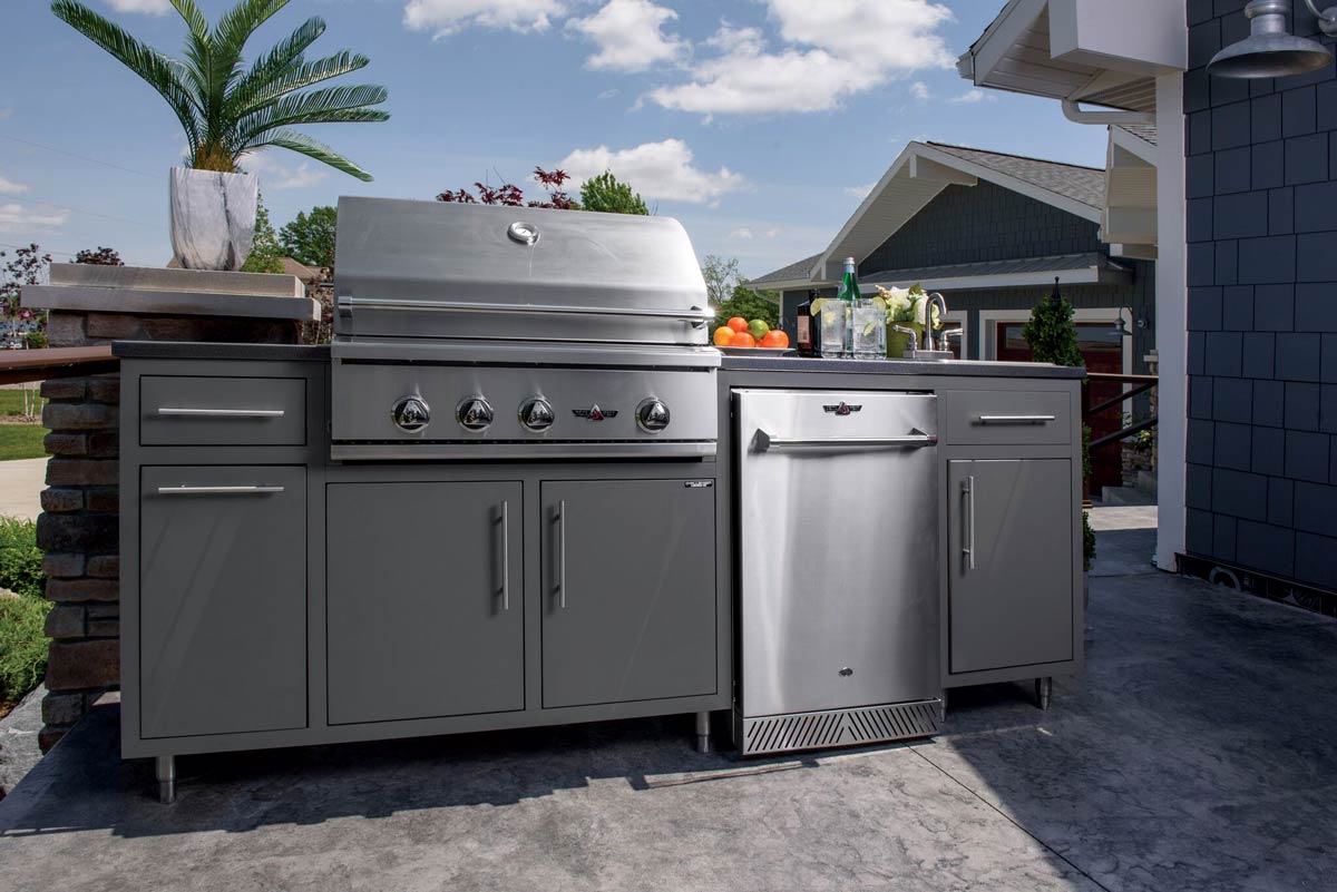 Prefabricated outdoor grill islands from American Fire BBQ & Grilling Supply — durable, easy-to-install outdoor kitchen solutions.