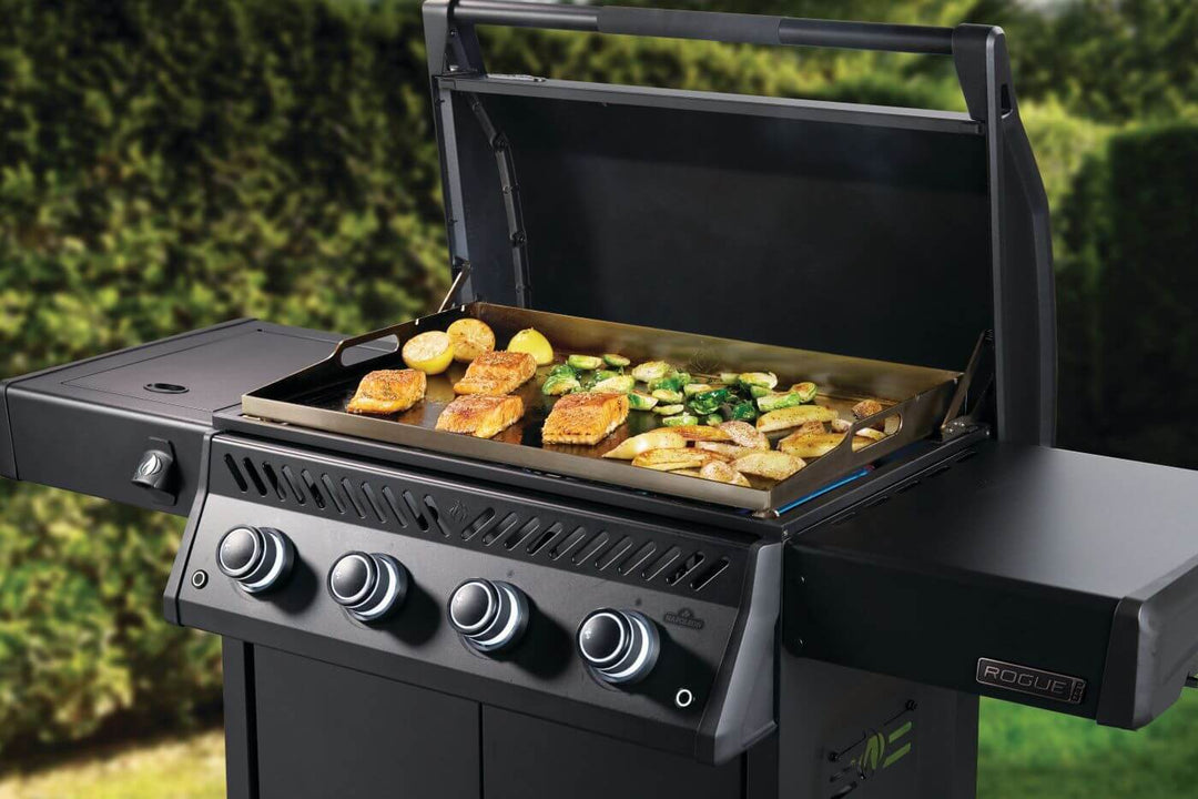 Napoleon Grills Rogue® PRO Phantom 30 Gas Griddle