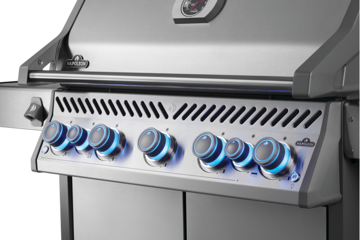 Napoleon Grills Rogue® PRO-S 625 RSIB
